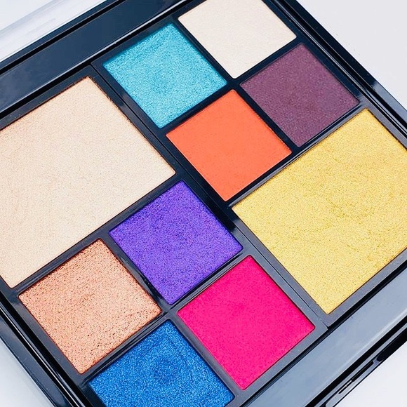 Revlon X WW84 Colorful Makeup Bundle - Picture 7 of 12